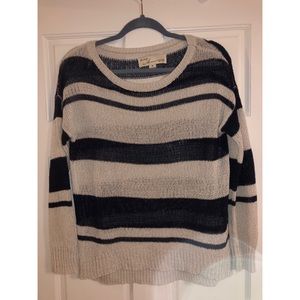 Sweater navy blue and white